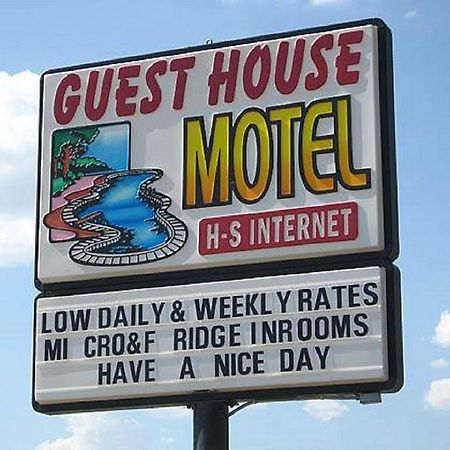 Guest House Motel Chanute Extérieur photo
